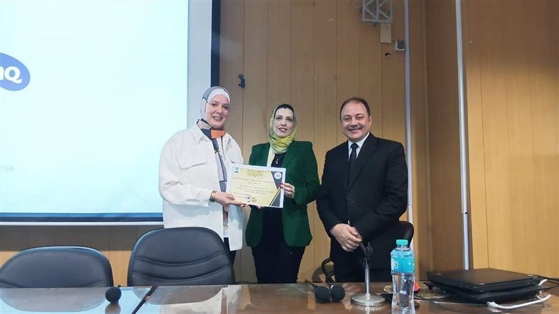 ألسن عين شمس تنظم ورشة عمل حول "توظيف أدوات الذكاء الاصطناعي"
