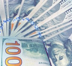 الدولار يواصل الاستقرار بالبنوك المصرية وسط ترقب تحركات السوق