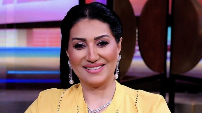 وفاء عامر