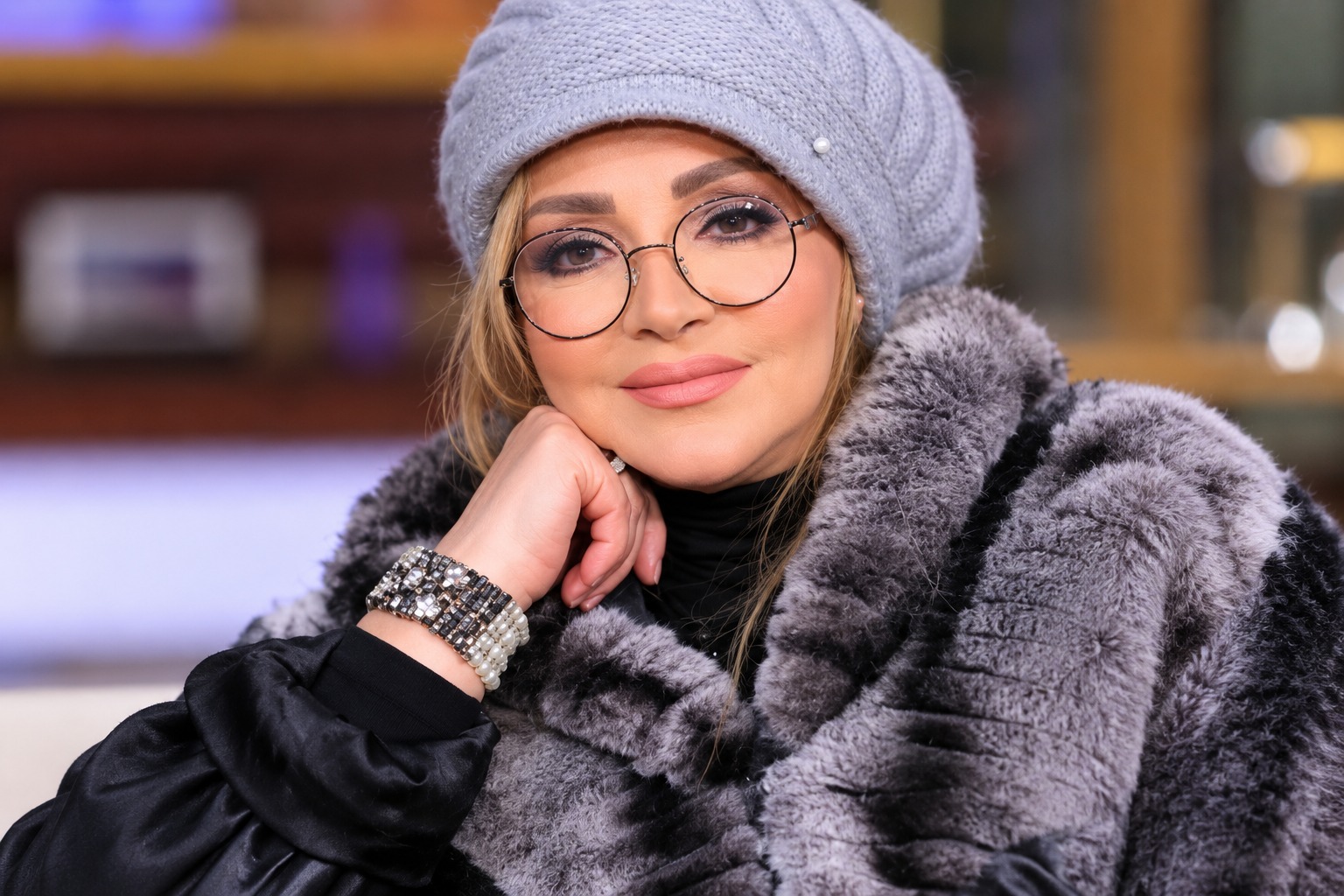 الفنانة شهيرة