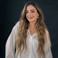 أدريانا دياب: 3 محطات صنعت هويتها الفنية من روما إلى لبنان