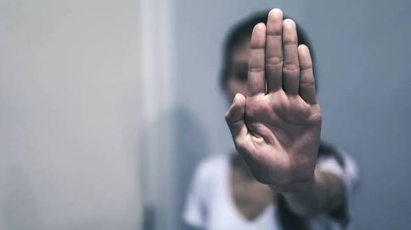 17 عامًا وبلاغ أمني.. إحالة عامل للجنايات في الإسكندرية