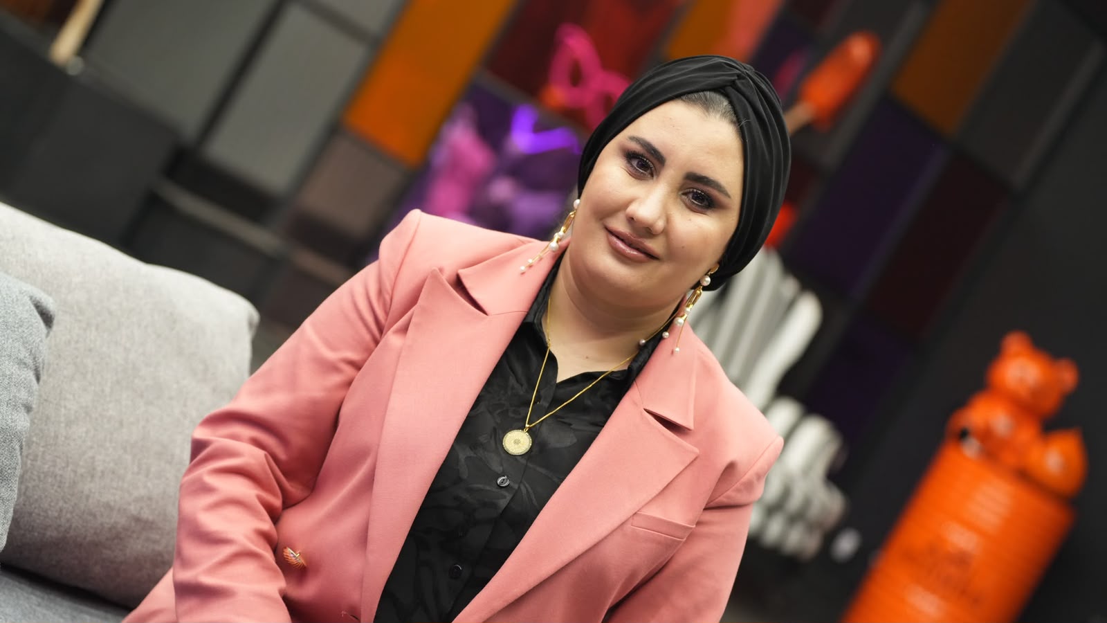 سمية الأفندي